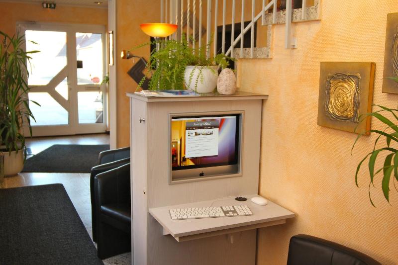 Firzlaffs Hotel Neuma Nster - Lobi