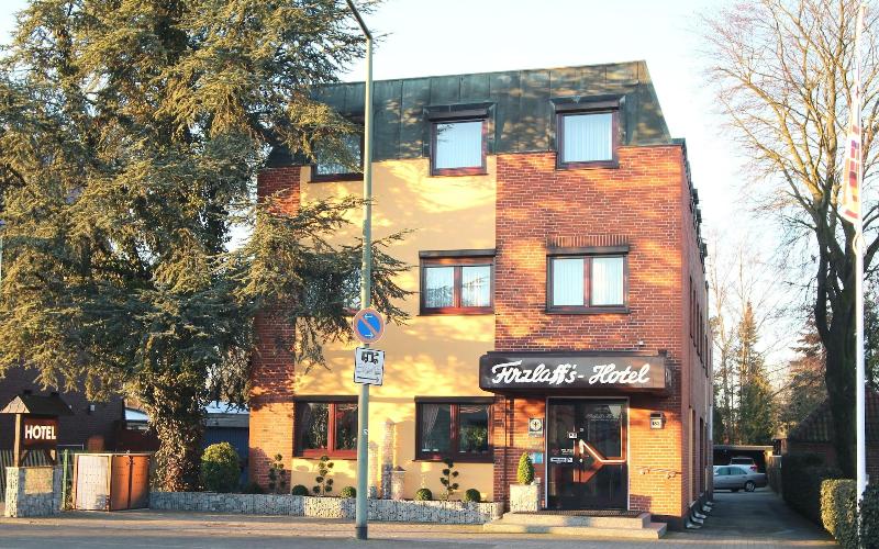 Firzlaffs Hotel Neuma Nster - Genel