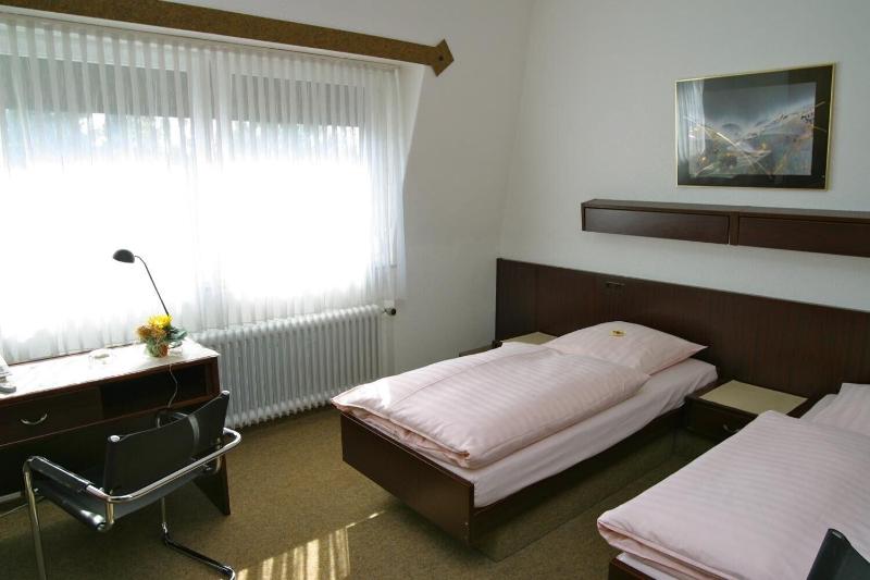Firzlaffs Hotel Neuma Nster - Oda