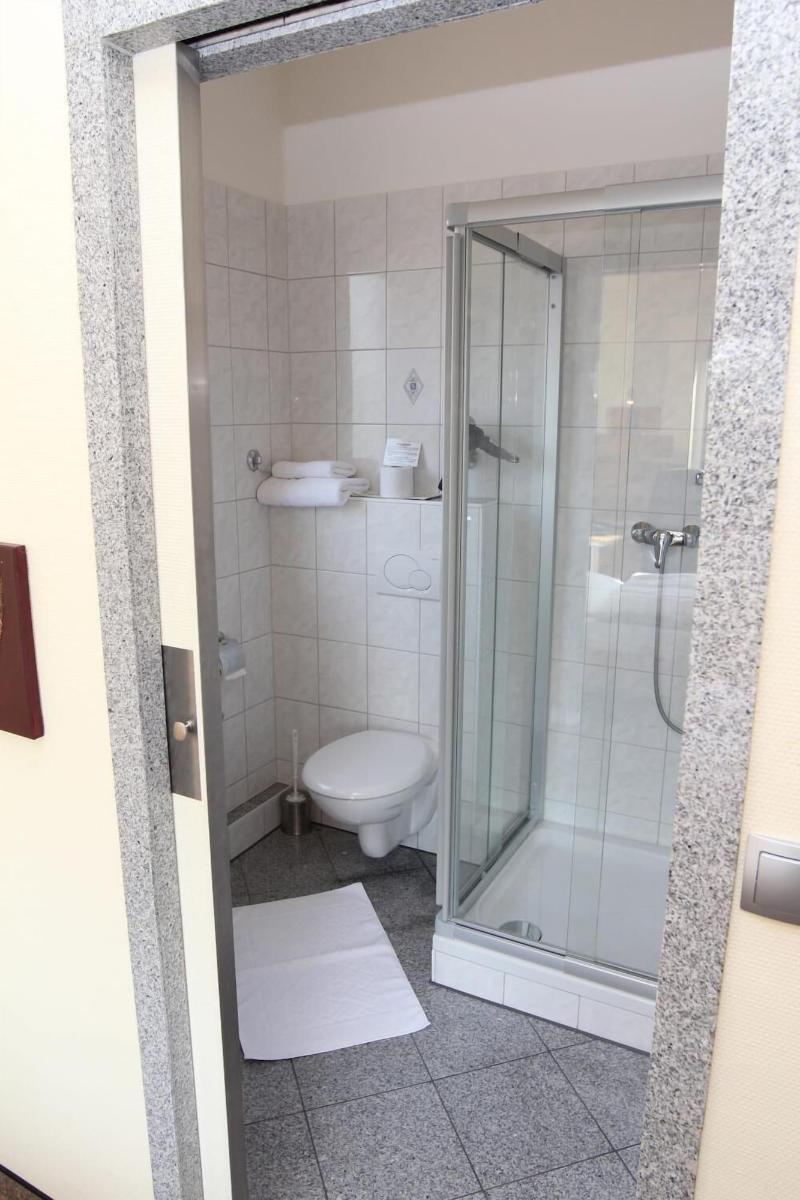 Firzlaffs Hotel Neuma Nster - Oda