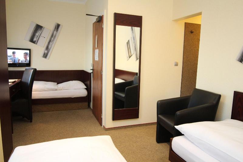Firzlaffs Hotel Neuma Nster - Oda