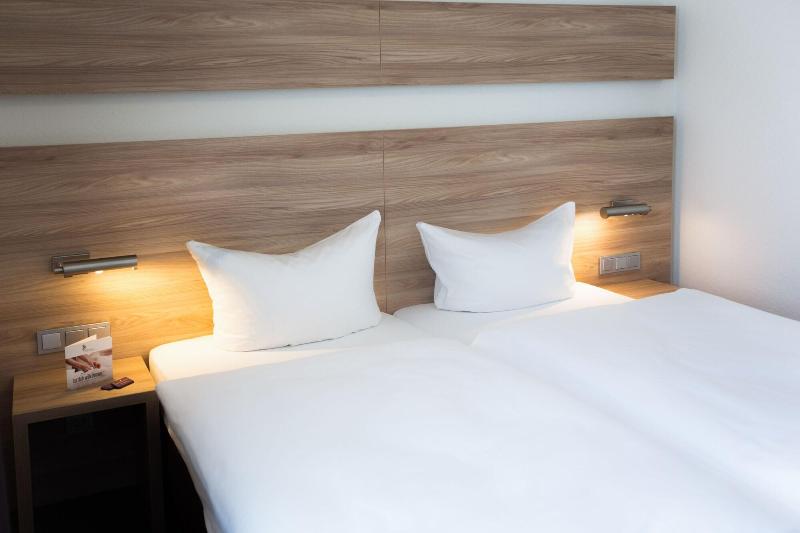 Hotel Und Restaurant Rose - Oda