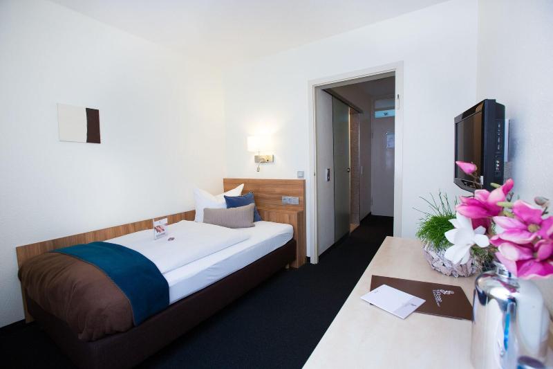 Hotel Und Restaurant Rose - Oda