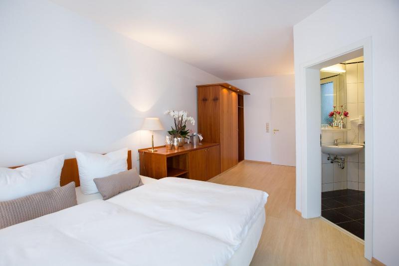 Hotel Und Restaurant Rose - Oda