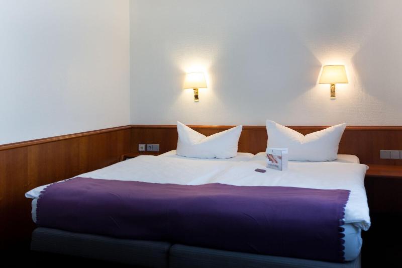 Hotel Und Restaurant Rose - Oda
