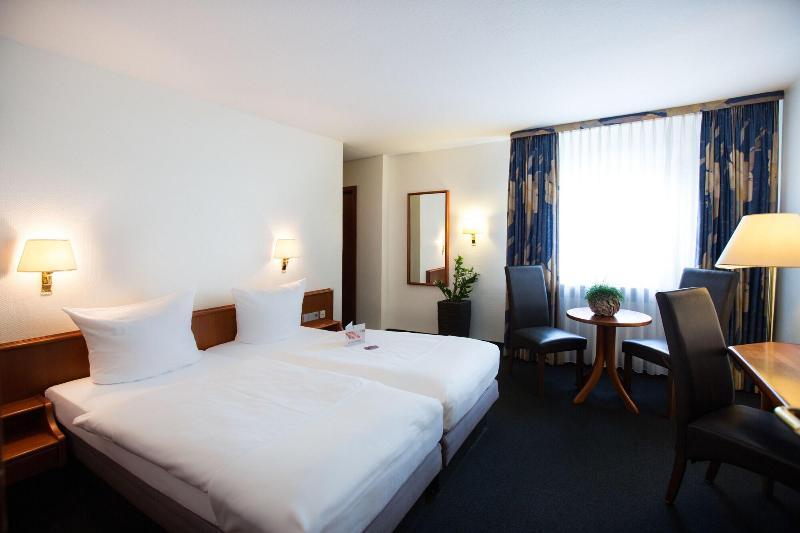 Hotel Und Restaurant Rose - Oda