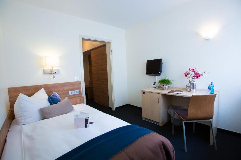 Hotel Und Restaurant Rose - Oda