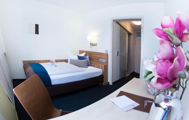 Hotel Und Restaurant Rose - Oda