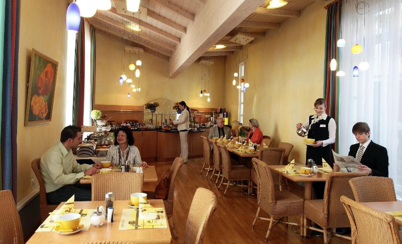 Hotel Und Restaurant Rose - Restoran