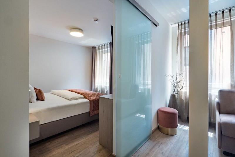 Boutique Hotel Rose Baden Baden - Oda
