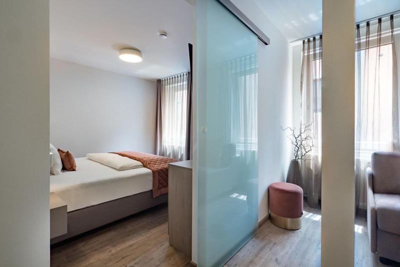 Boutique Hotel Rose Baden Baden - Oda