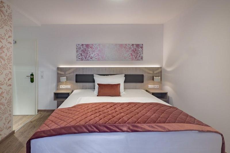 Boutique Hotel Rose Baden Baden - Oda
