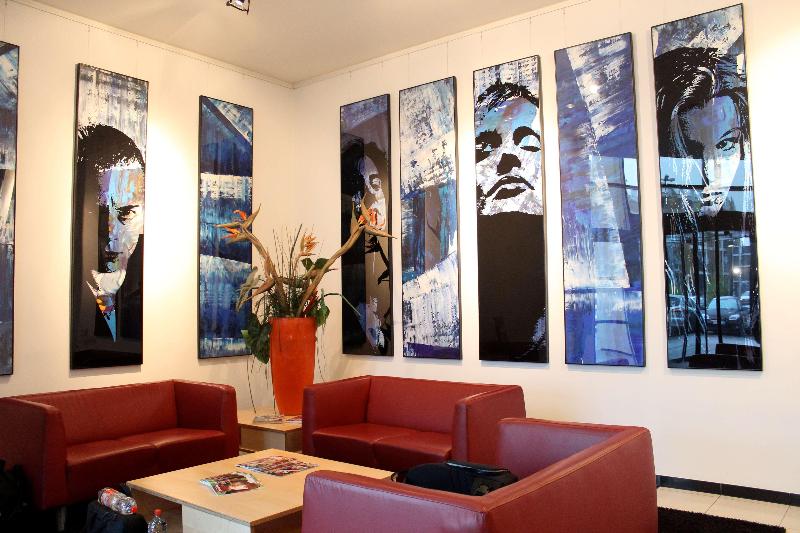 Ara Hotel Comfort - Lobi