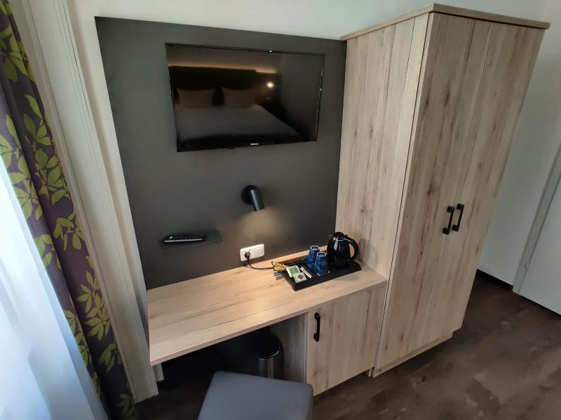 Hotel Goldene Traube - Oda