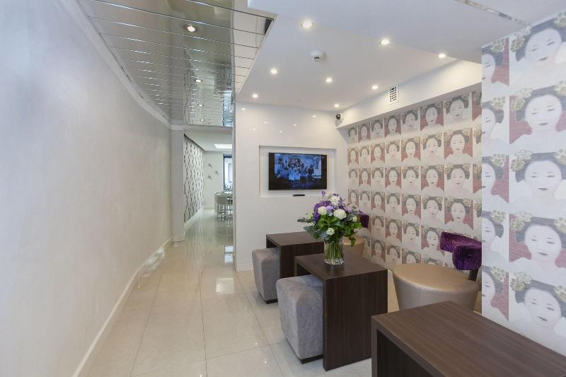 Hotel Prinz Anton - Lobi