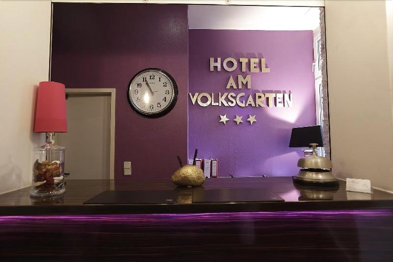Hotel Am Volksgarten - Lobi