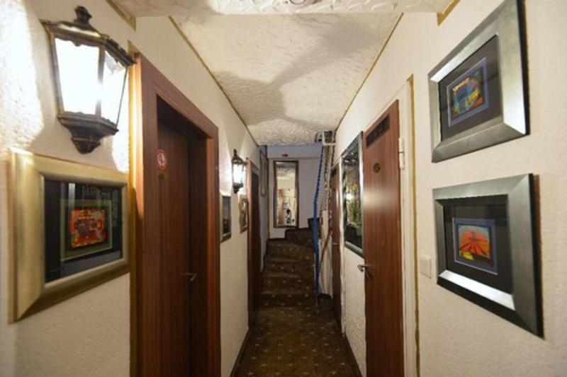 La Wenbra U Ka Ln Hotel Restaurant - Lobi