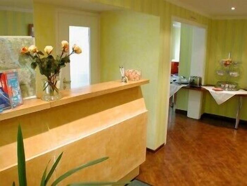 Hotel Rheinland - Lobi