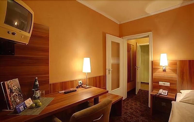 Hotel Rheinland - Oda