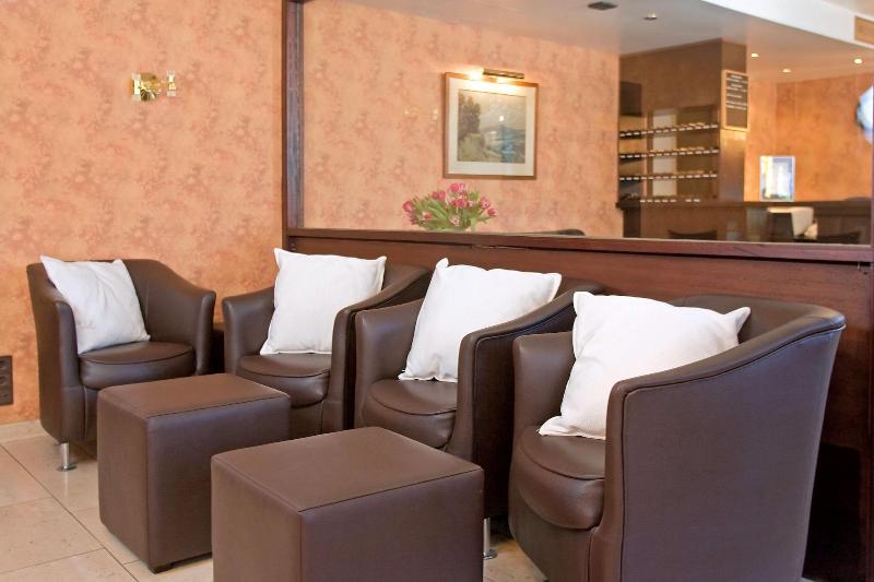 Astoria Hotel - Lobi