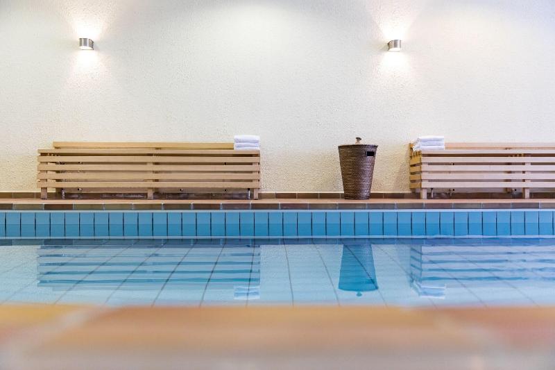 Wald Golfhotel Lottental - Havuz