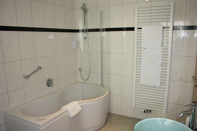 Hotel Retterath Am Na Rburgring - Oda
