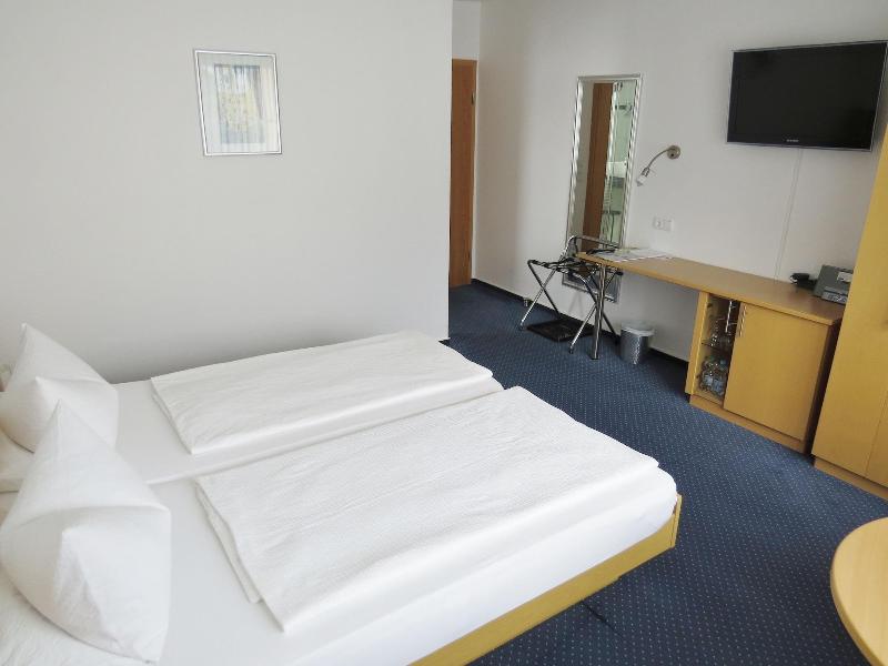 Hotel Retterath Am Na Rburgring - Oda