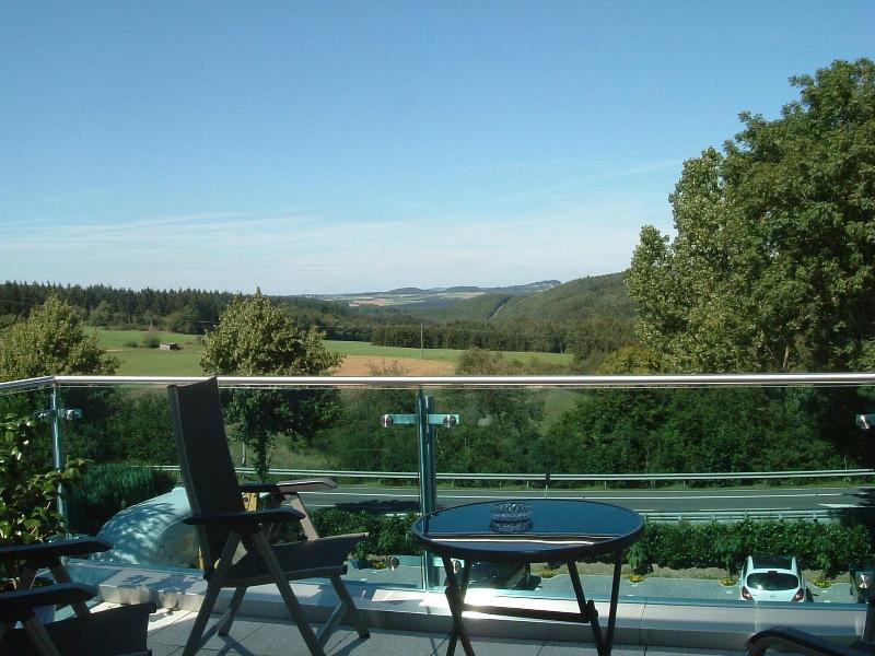Hotel Retterath Am Na Rburgring - Oda