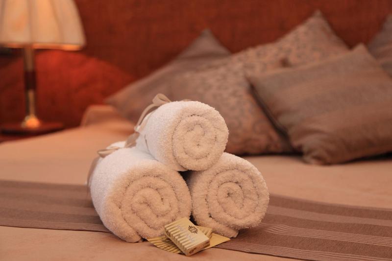 Hotel Spreewitz Am Kurfa Rstendamm - Oda