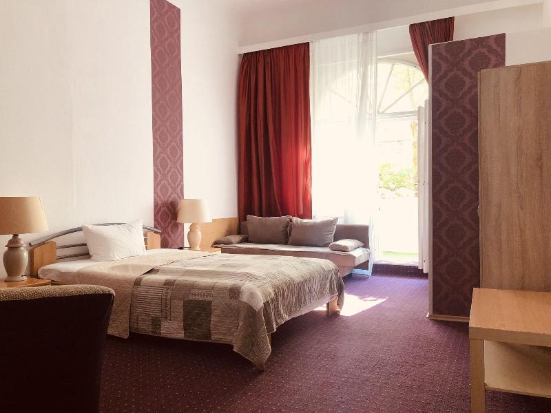 Hotel Castell - Oda