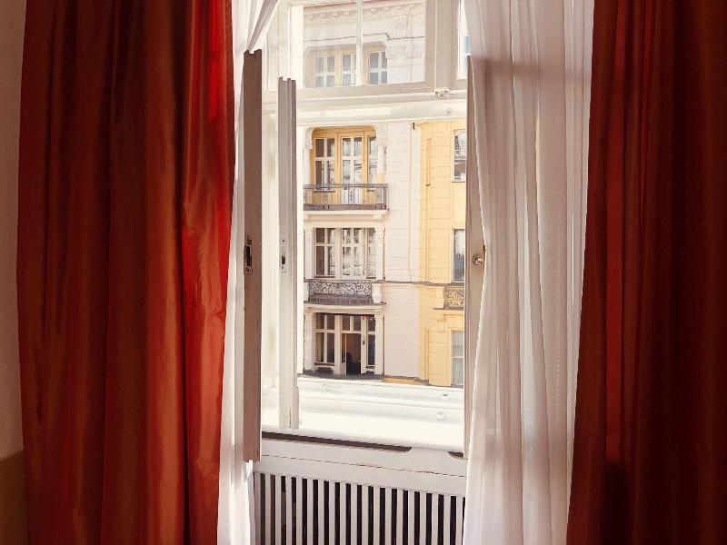 Hotel Castell - Oda