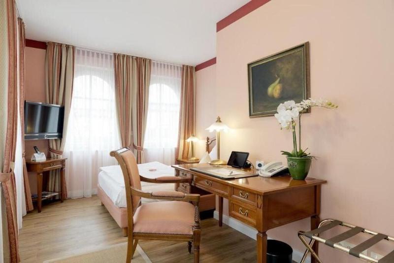 Hotel Villa Monte Vino - Oda