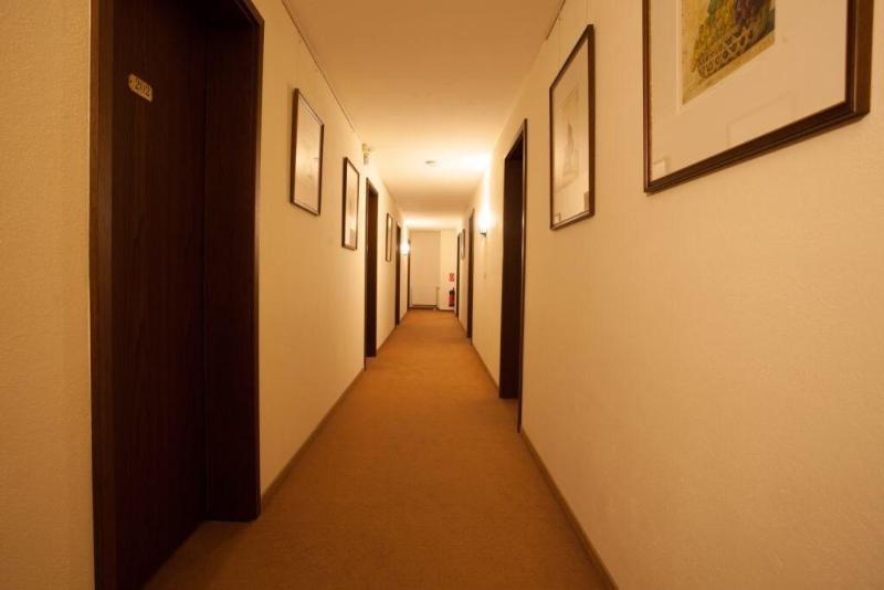 Hotel Restaurant Klosterhof - Lobi