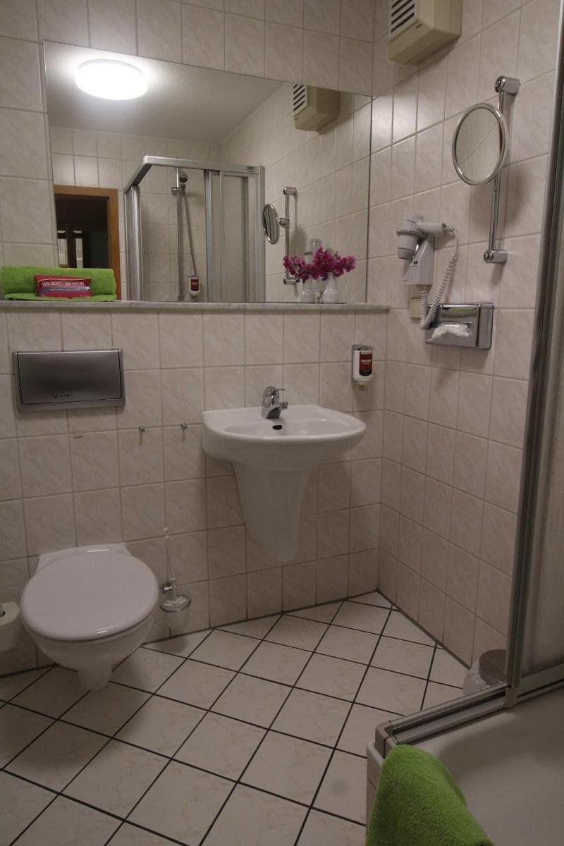 Hotel Weisser Schwan - Oda