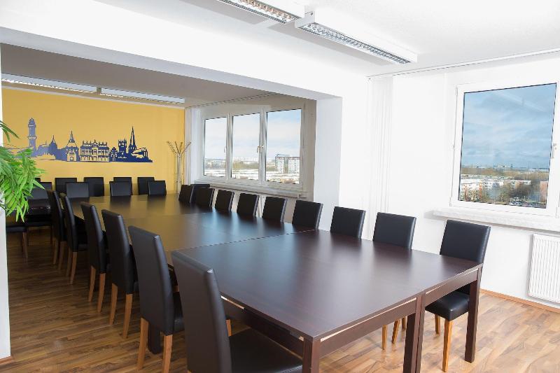Ga Stehaus La Tten Klein - Toplantı