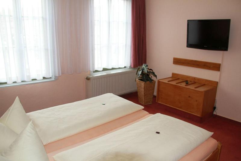 Hotel Zur Goldenen Sonne - Oda