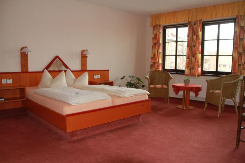 Hotel Zur Goldenen Sonne - Oda