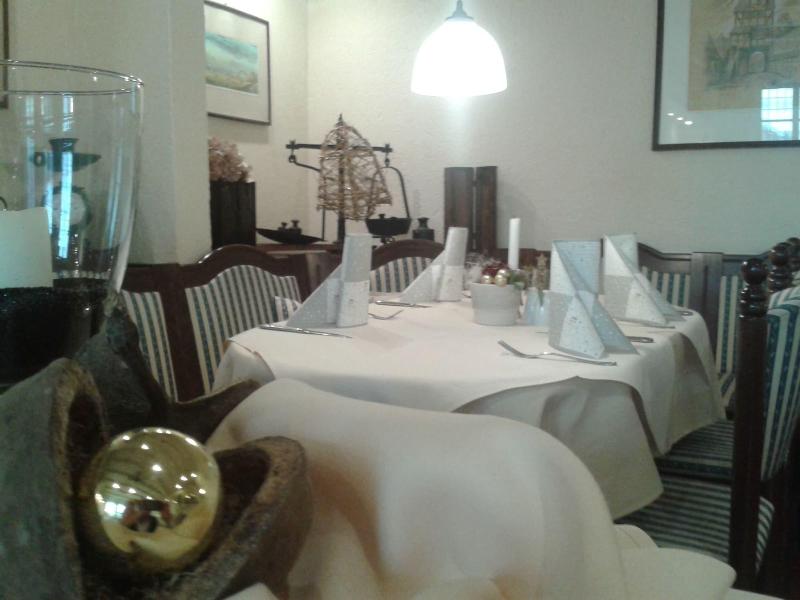 Hotel Zur Goldenen Sonne - Restoran