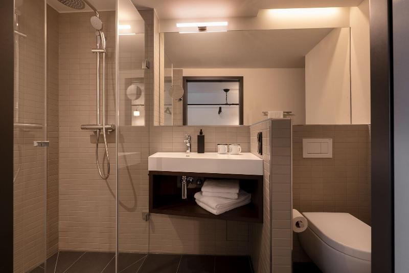 Pierdrei Hotel Hafencity Hamburg - Oda