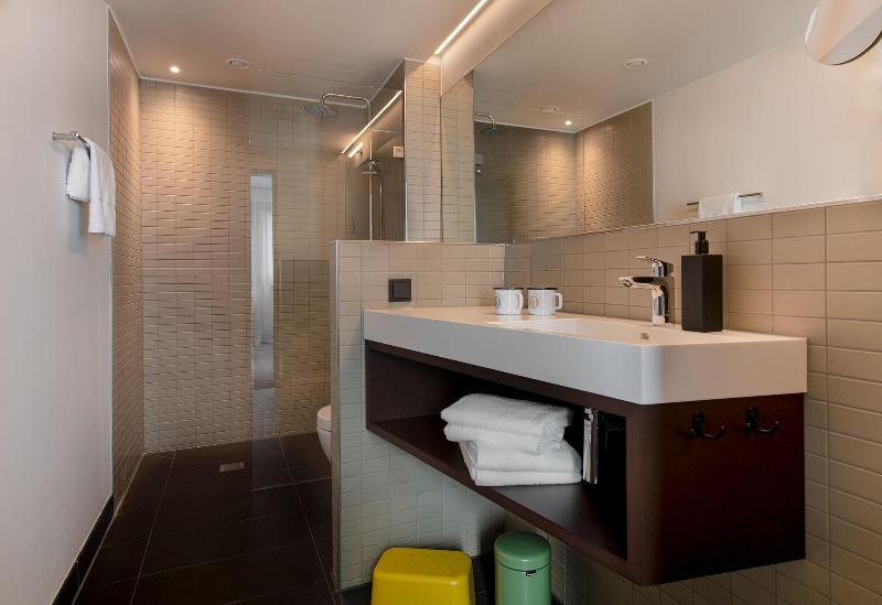 Pierdrei Hotel Hafencity Hamburg - Oda