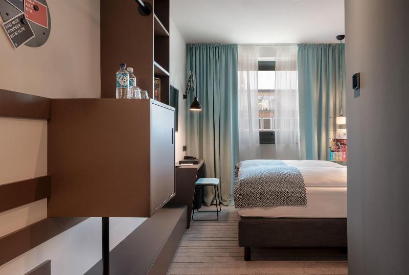 Pierdrei Hotel Hafencity Hamburg - Oda