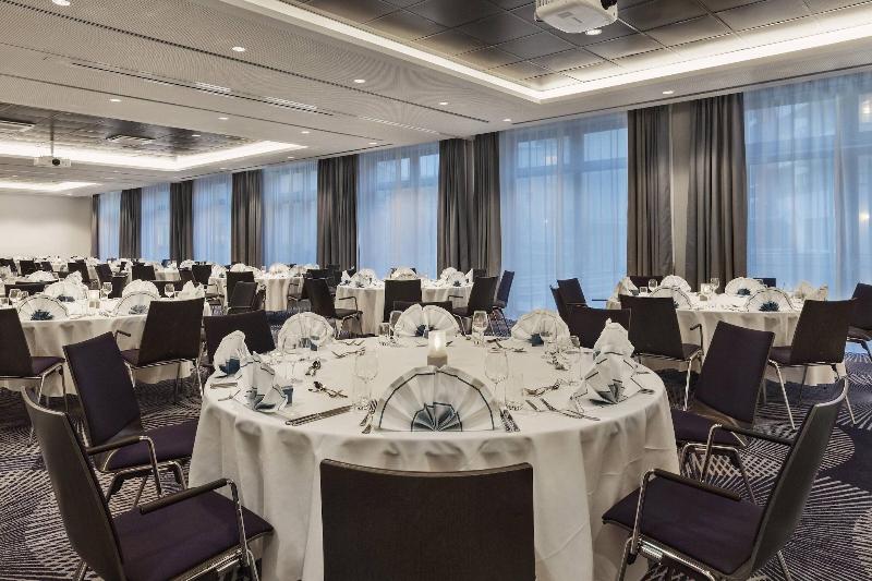 Courtyard By Marriott Hamburg City - Toplantı