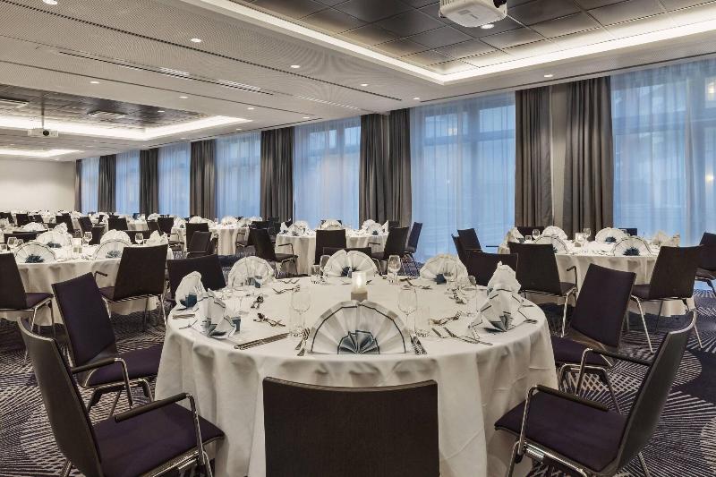 Courtyard By Marriott Hamburg City - Toplantı