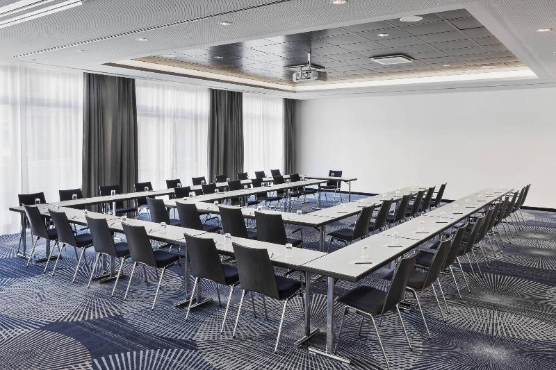 Courtyard By Marriott Hamburg City - Toplantı
