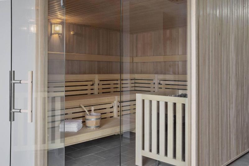 Courtyard By Marriott Hamburg City - Genel