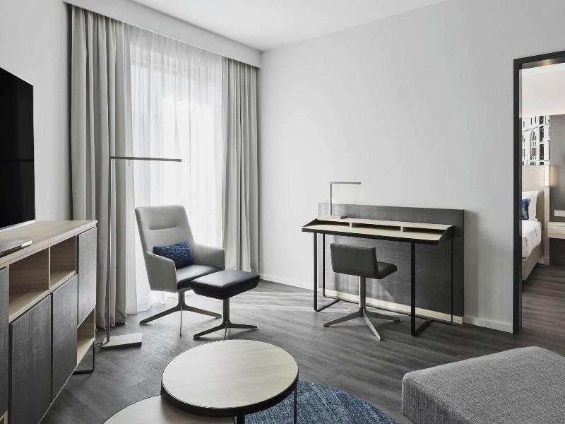 Courtyard By Marriott Hamburg City - Oda