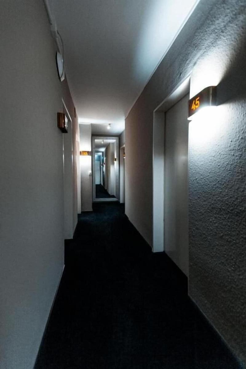 Hotel Am Rothenbaum - Lobi