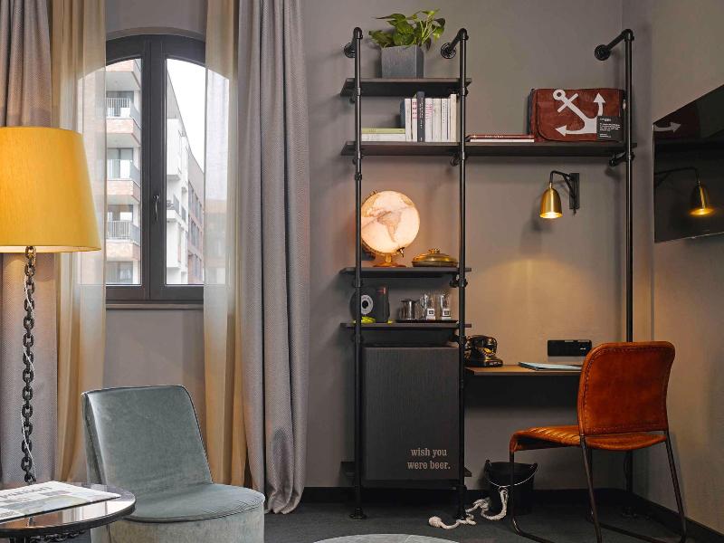25Hours Hotel Altes Hafenamt - Oda