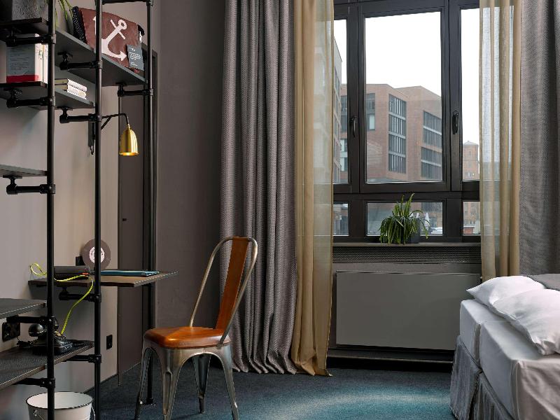 25Hours Hotel Altes Hafenamt - Oda
