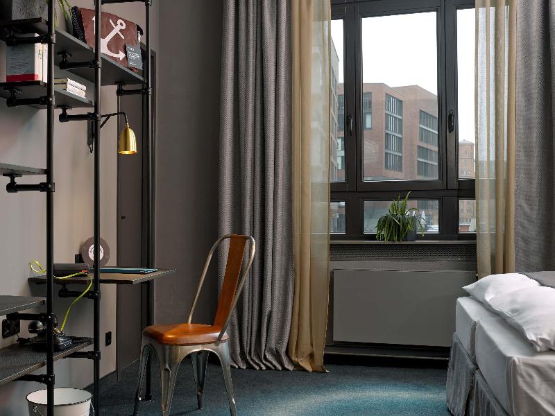 25Hours Hotel Altes Hafenamt - Oda